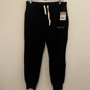ForDays black jogger